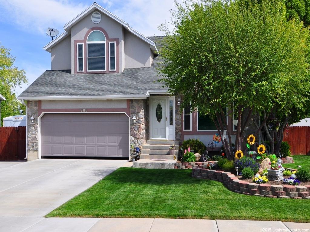 885 E Johnsonway Dr, Sandy, UT 84094