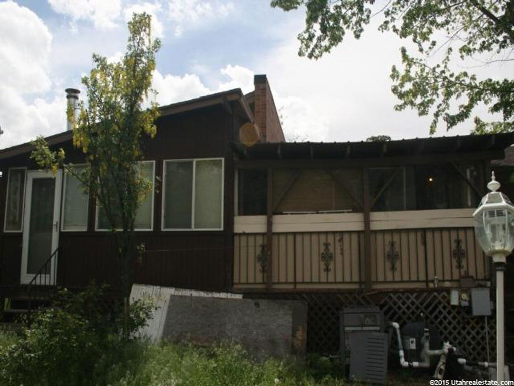 2577 E Sundance Dr, Sandy, UT 84093