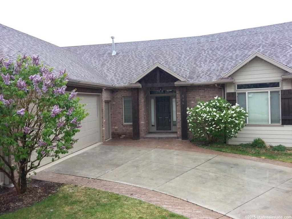 596 S Lakeview E, Farmington, UT 84025