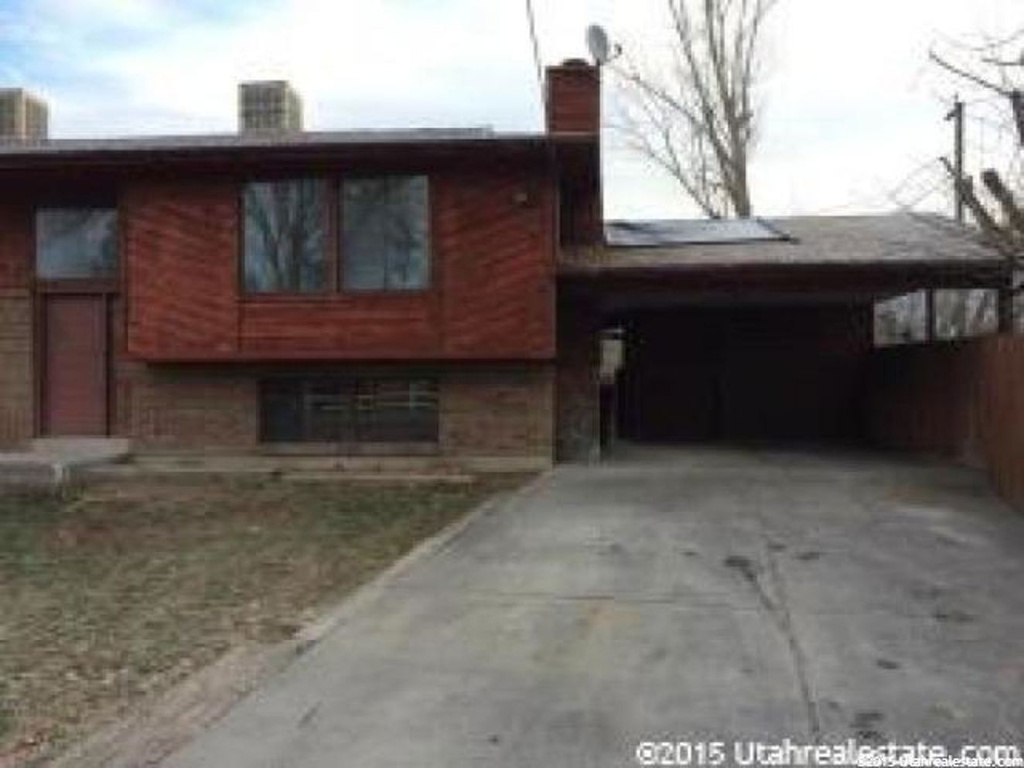 3961 S 500 E, Murray, UT 84107