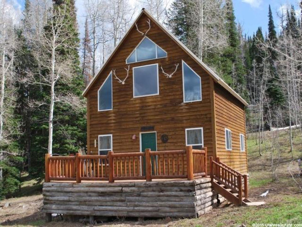 10 Ant Flat Rd, Paradise, UT 84328