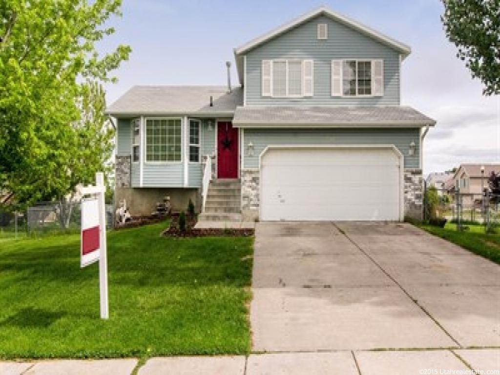 798 W 1420 N, Clinton, UT 84015