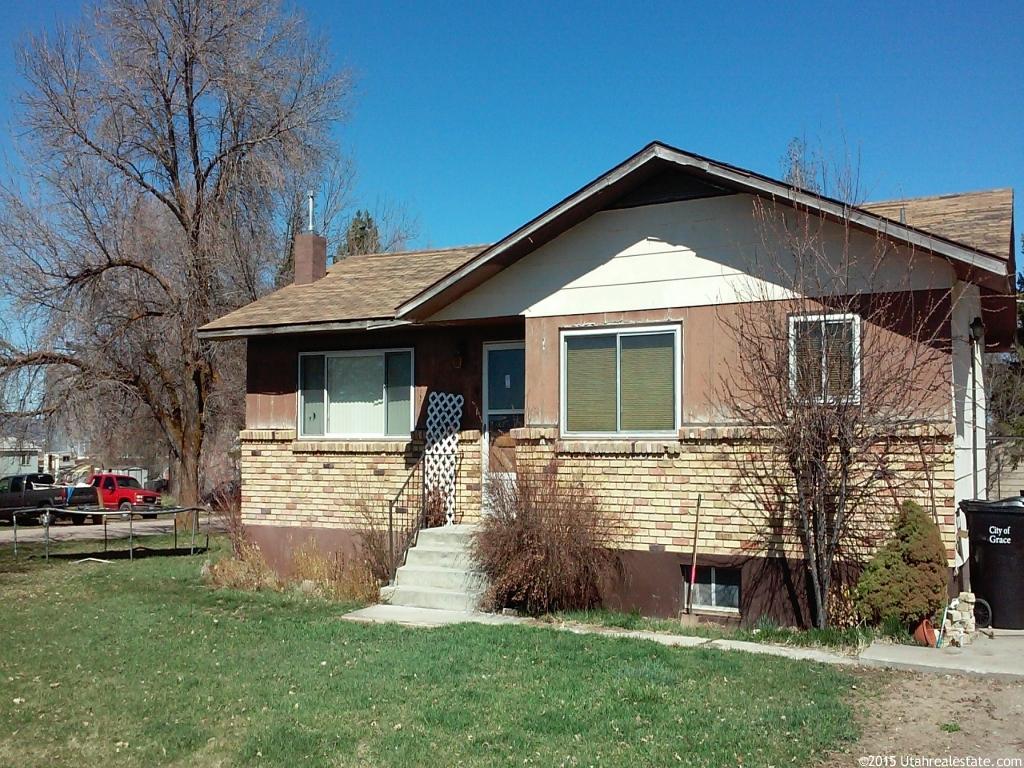 290 W 3rd S, Grace, ID 83241