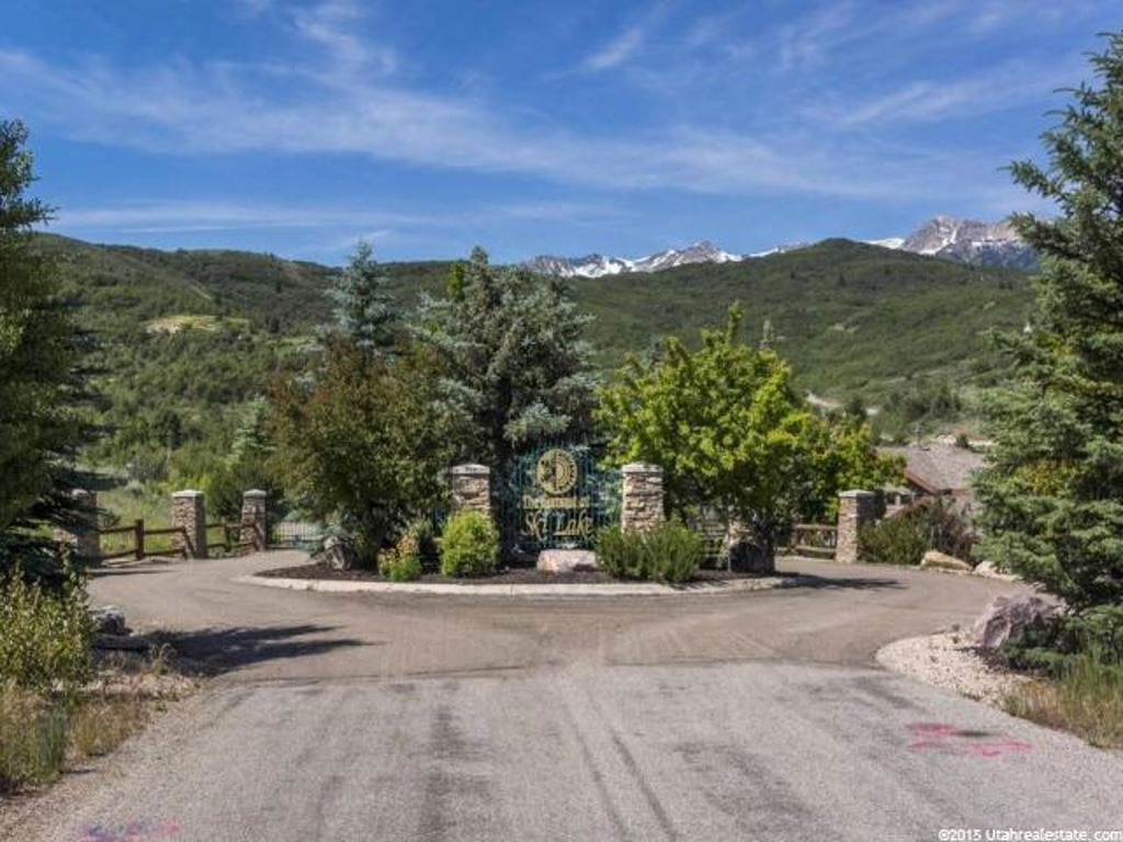 6462 E Summit Cv #33, Huntsville, UT 84317