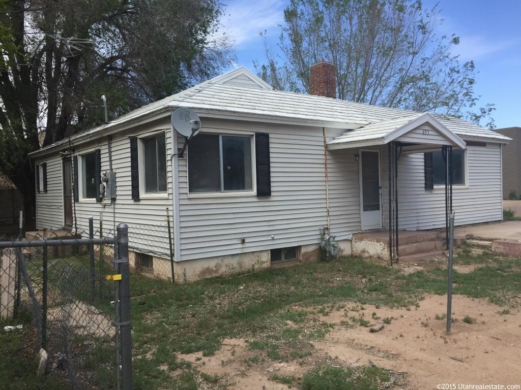 693 E 100 N, Roosevelt, UT 84066