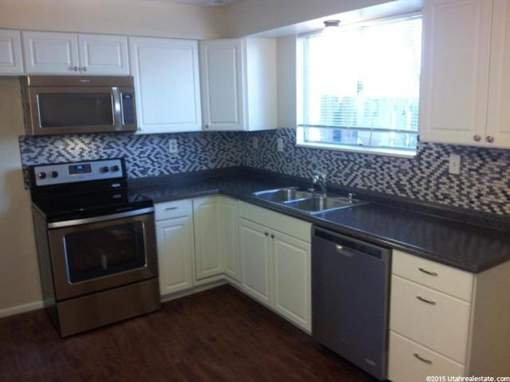 239 E 8375 S, Sandy, UT 84070