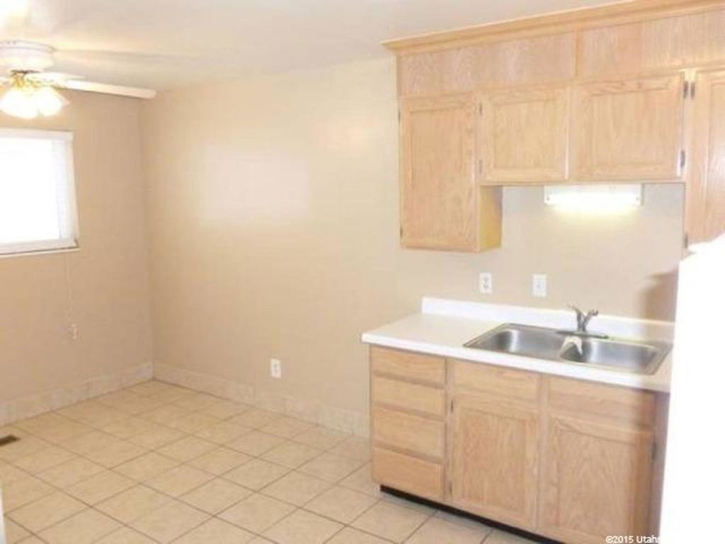 265 E 8880 S #13, Sandy, UT 84070