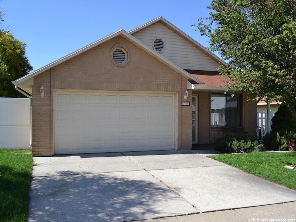 905 E 5650 S, South Ogden, UT 84405