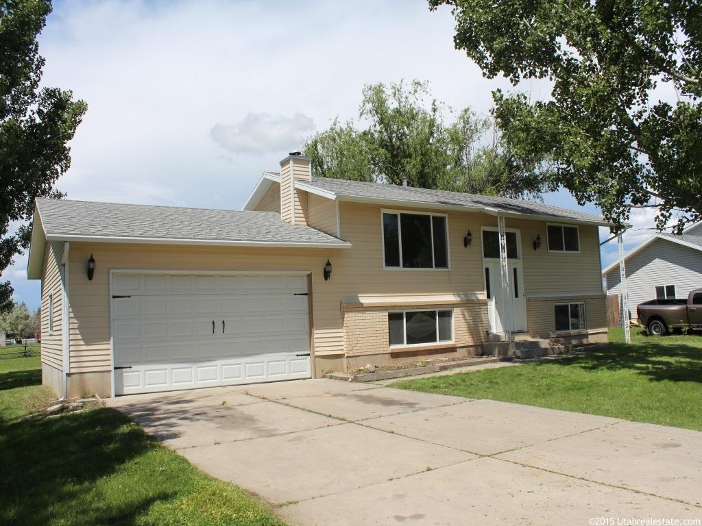 4626 W 5100 S, Hooper, UT 84315