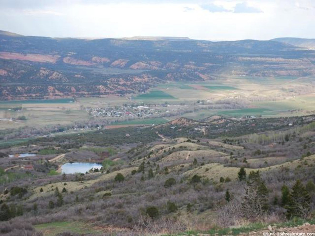 #5, Tabiona, UT 84072