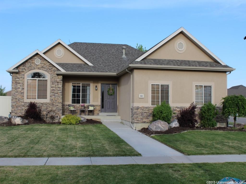 902 S 1875 W, Syracuse, UT 84075