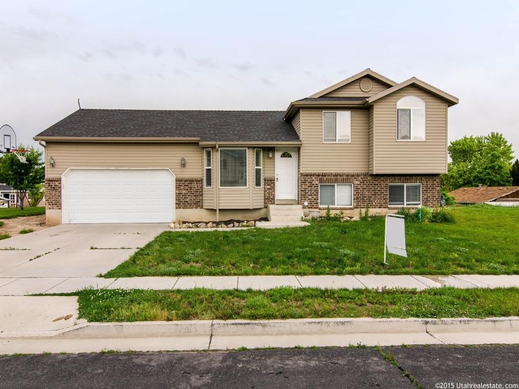 2121 N 550 W, Clinton, UT 84015