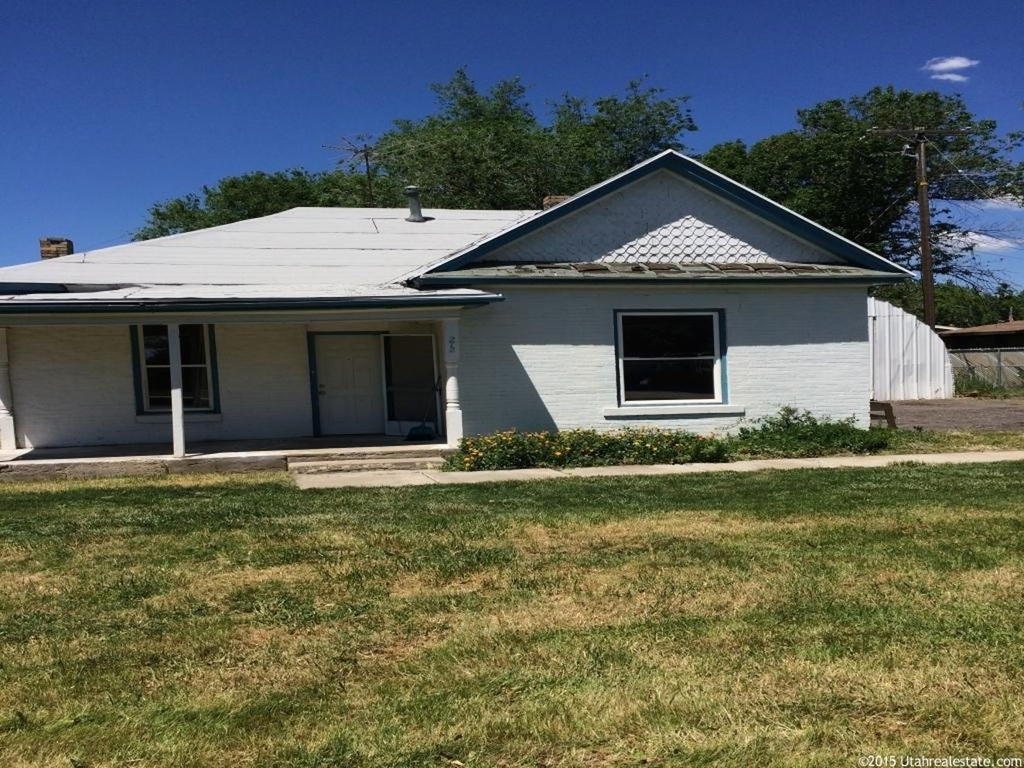 272 W 300 N, Clearfield, UT 84015