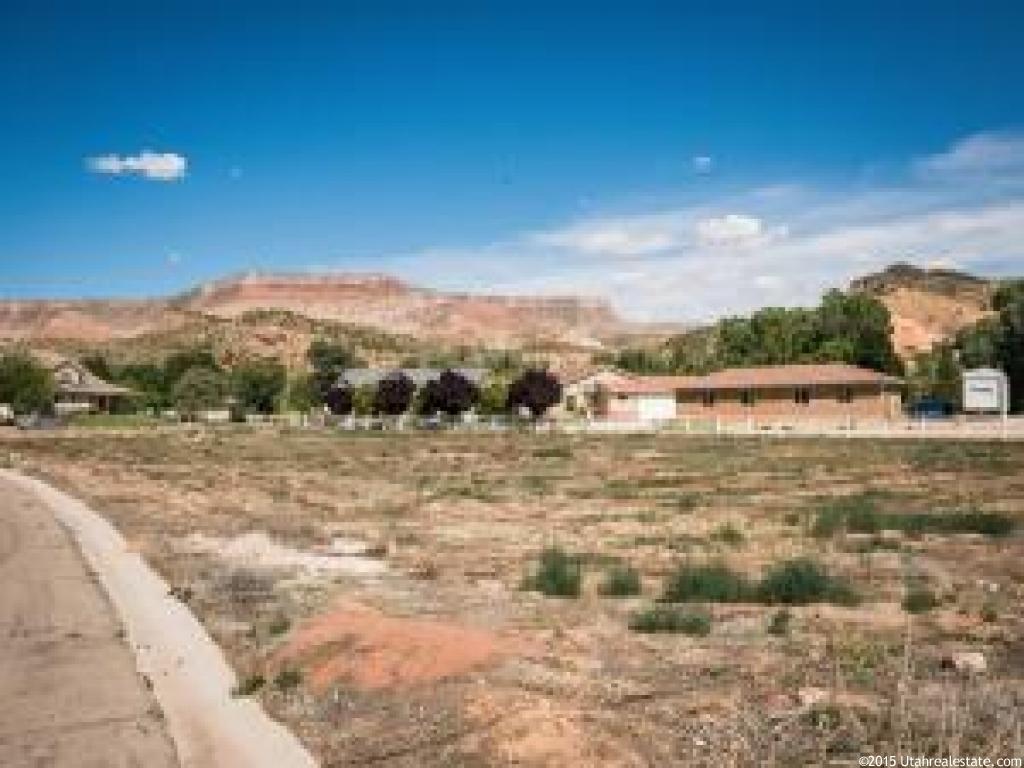 33 N Ocotillo St E, Toquerville, UT 84774