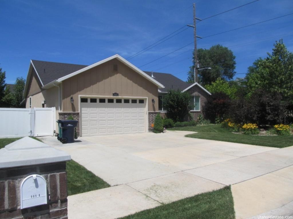 989 E Stonefield Rd, Sandy, UT 84094