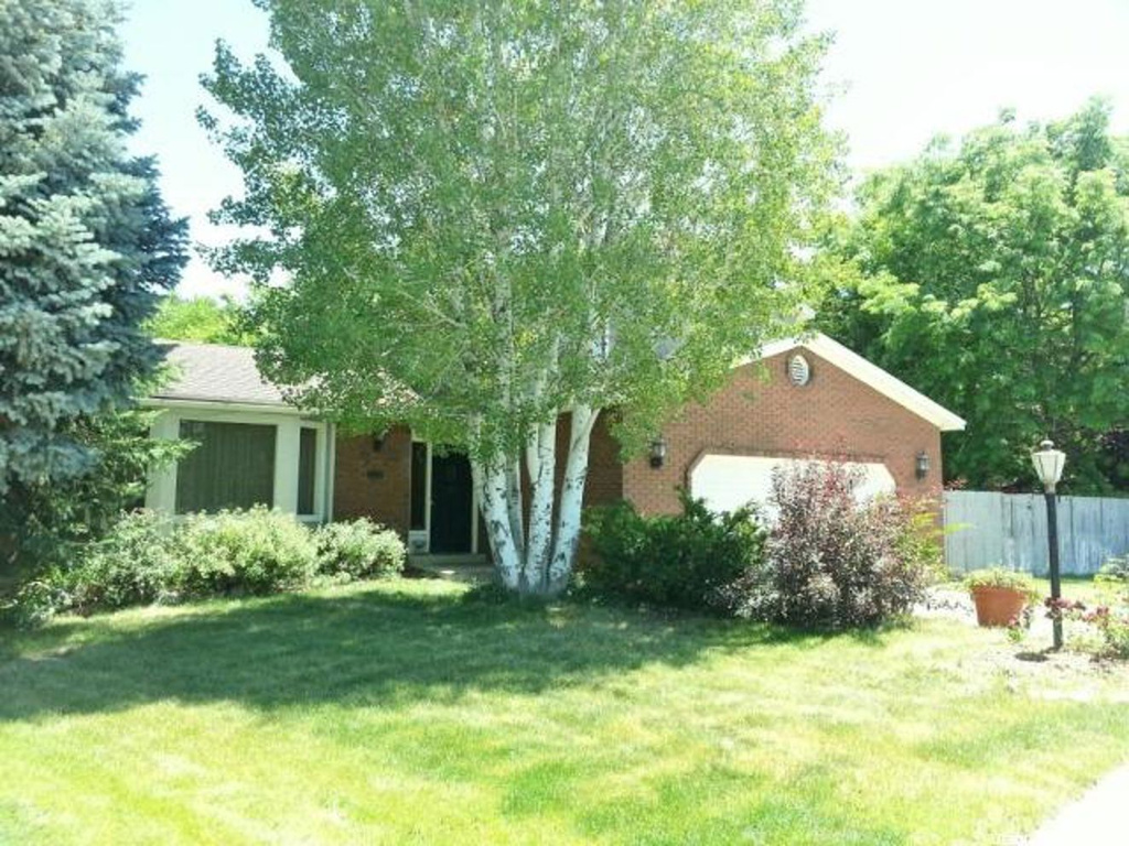 2110 E 10140 S, Sandy, UT 84092