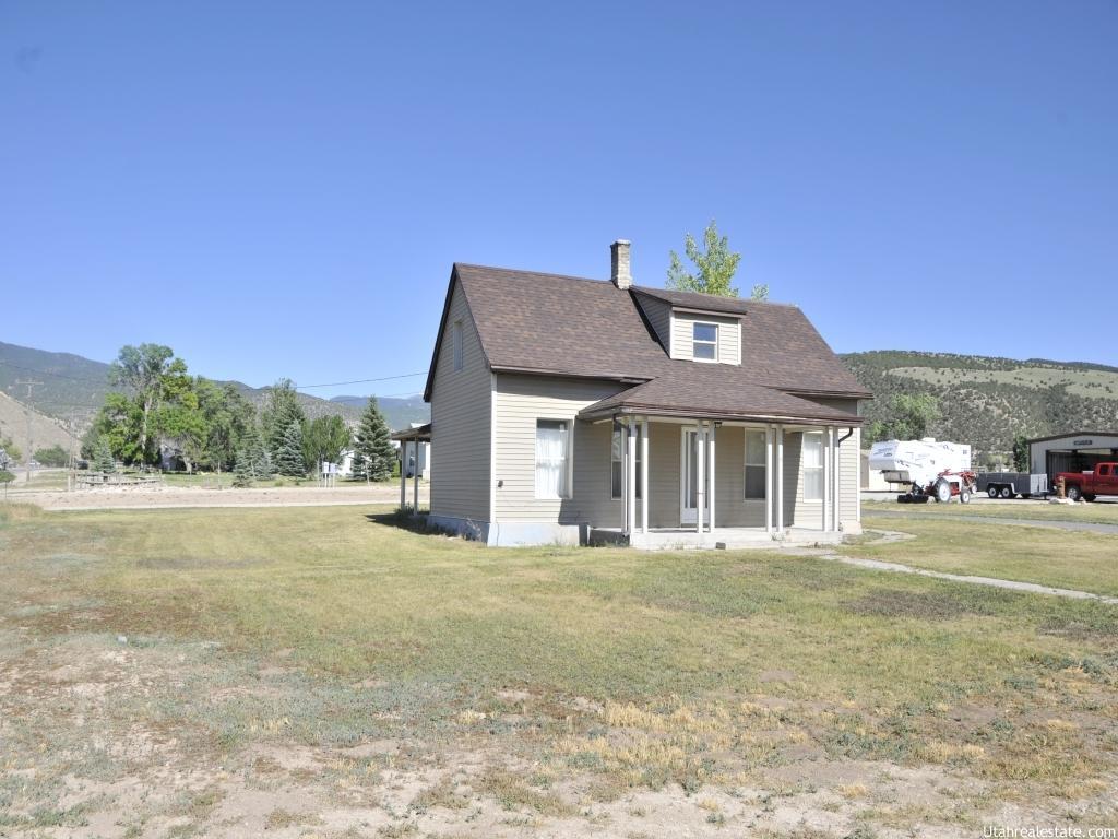 11 S 200 E, Mayfield, UT 84643