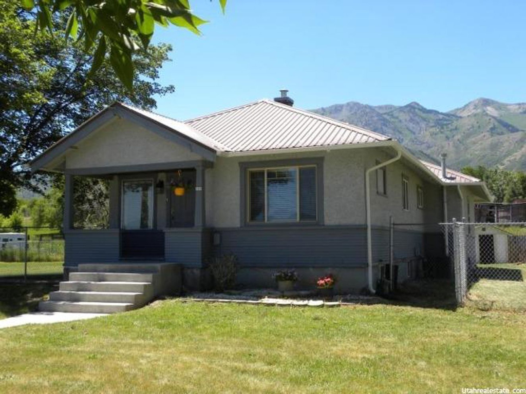 295 N 100 W, Wellsville, UT 84339
