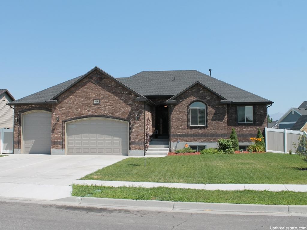 1426 W 2050 N, Clinton, UT 84015