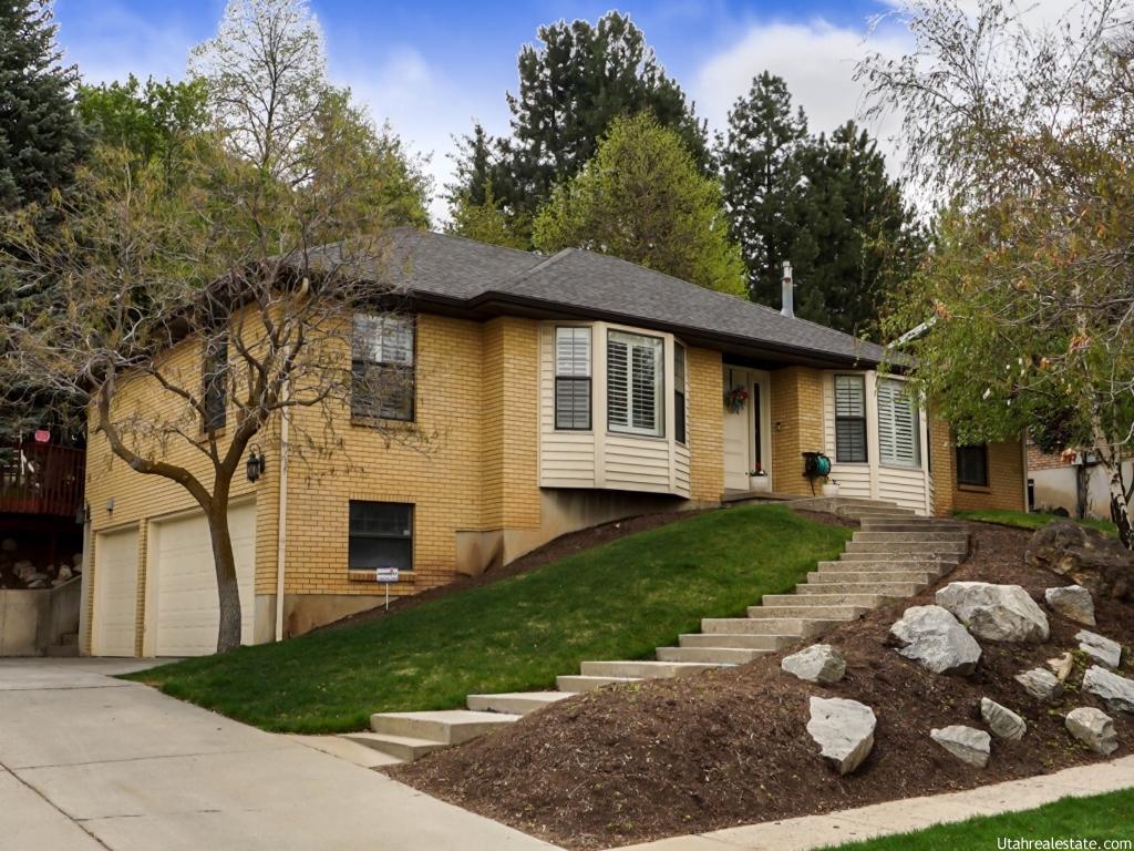 981 E Oakwood Dr, Bountiful, UT 84010