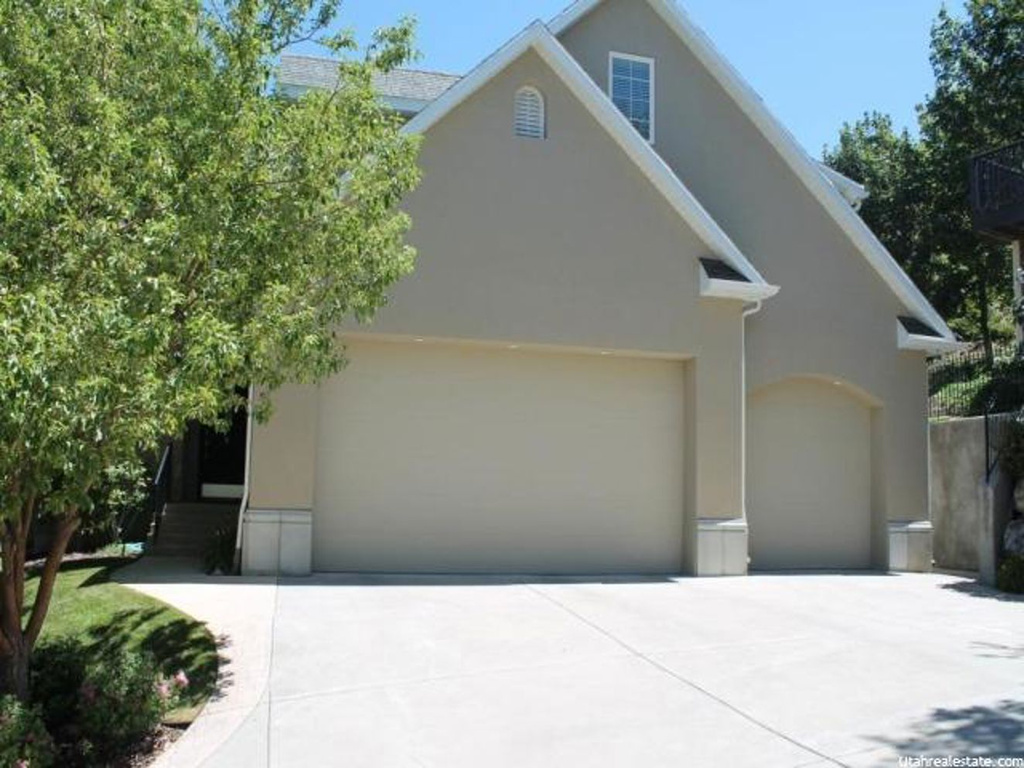 3813 S Highland Ct, Bountiful, UT 84010