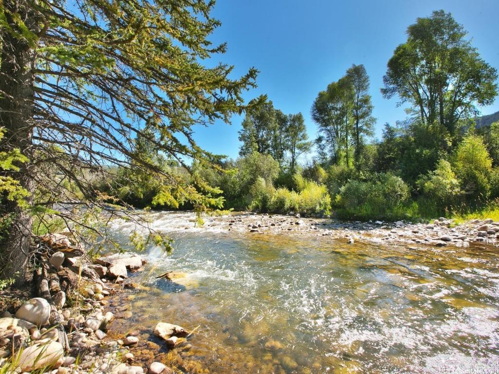 4411 Weber Canyon Rd, Oakley, UT 84055