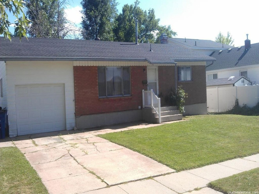 516 E 100 S, Kaysville, UT 84037