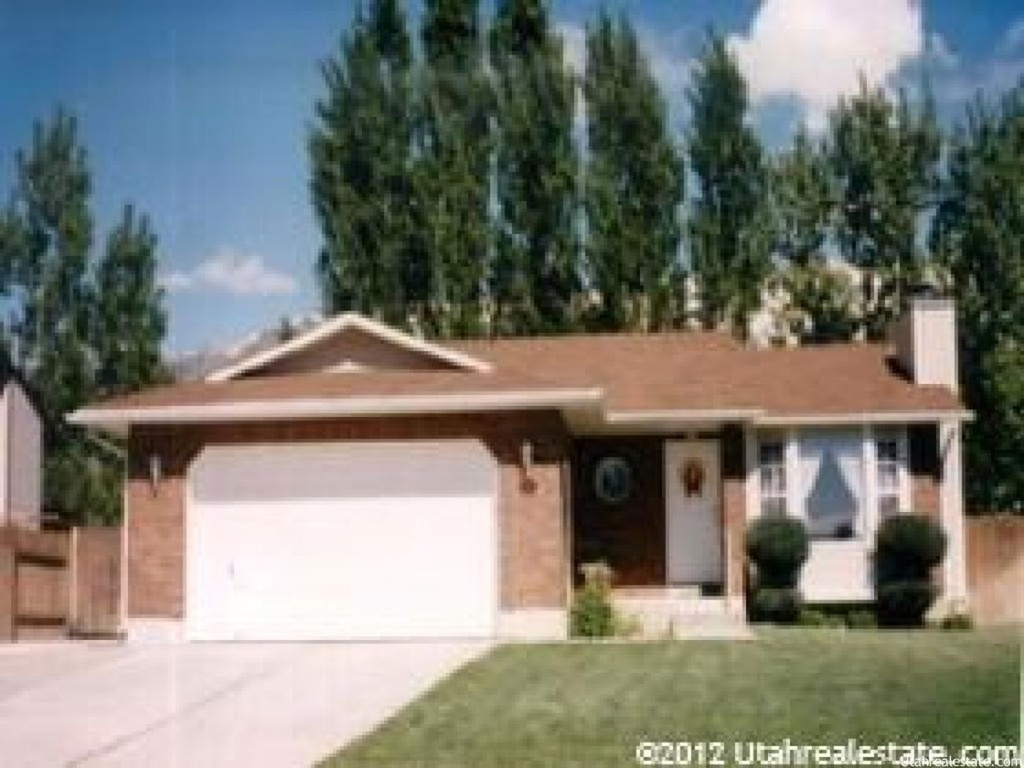 2726 N 1525 E, Layton, UT 84041
