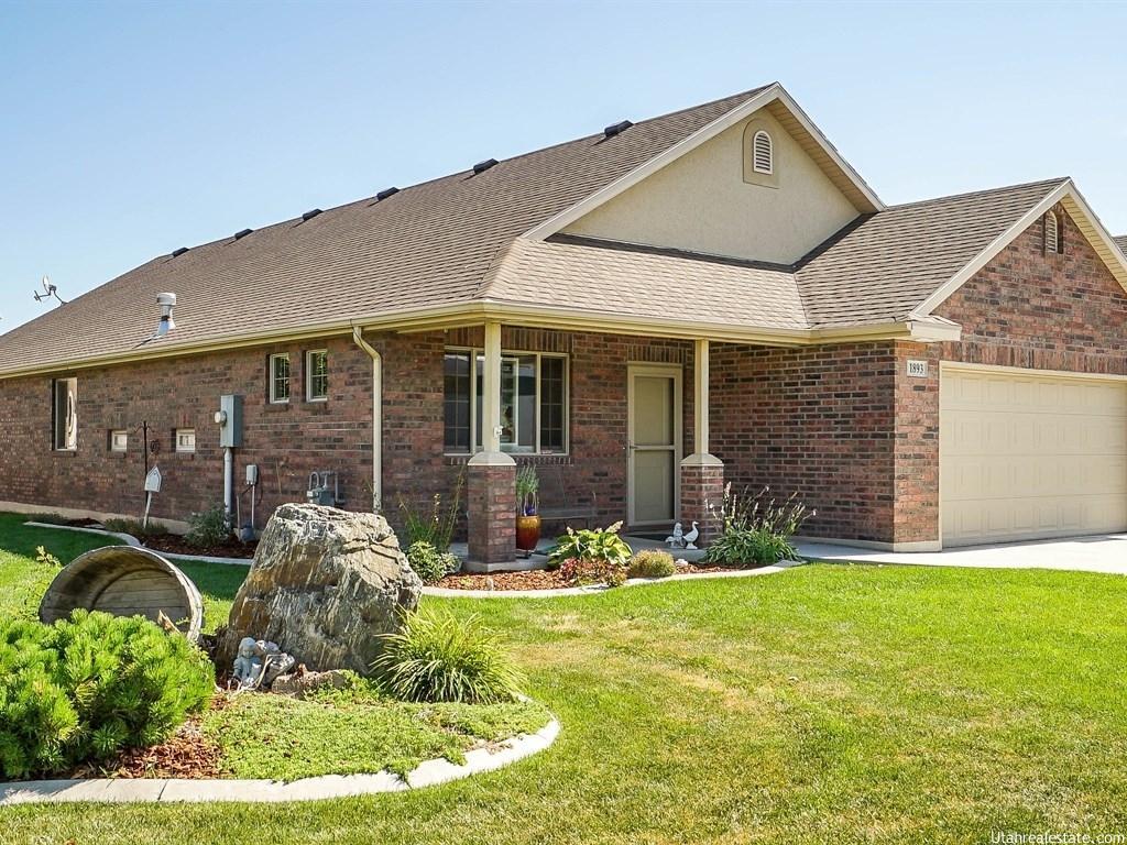 1893 Trailside Dr, Syracuse, UT 84075