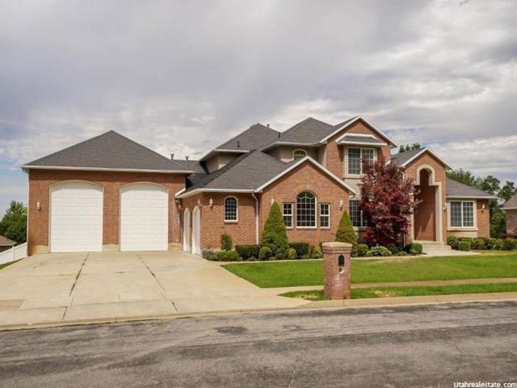 2359 N 1225 E, North Ogden, UT 84414