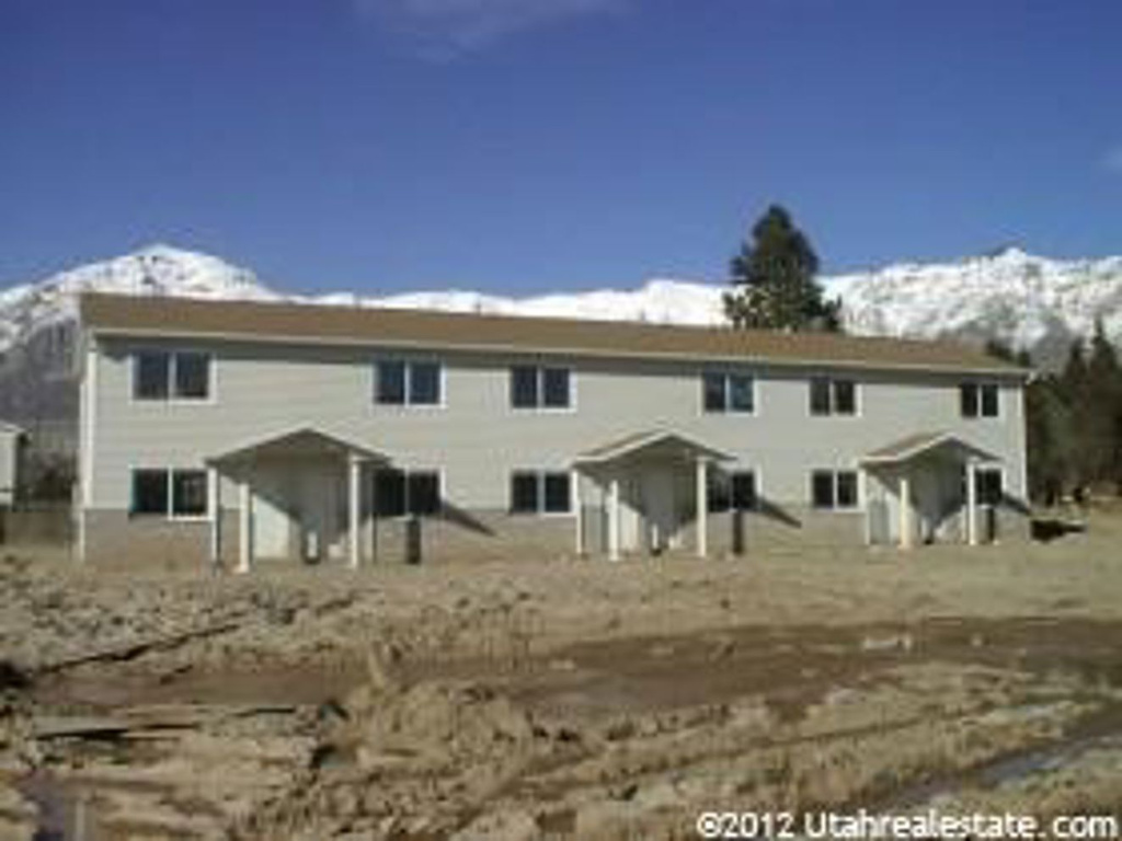 430 E 2050 N #A4, North Ogden, UT 84414