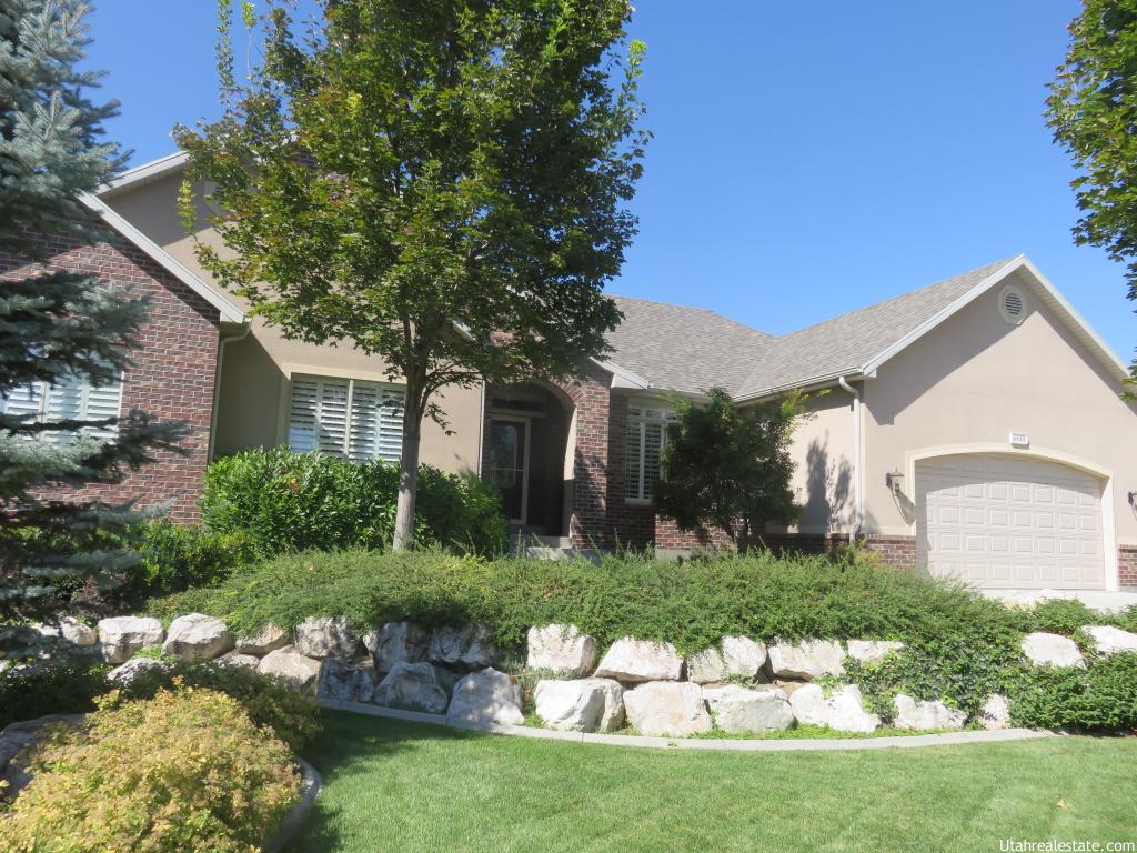6848 S DAIRY HILL CT. CT, West Jordan UT 84084
