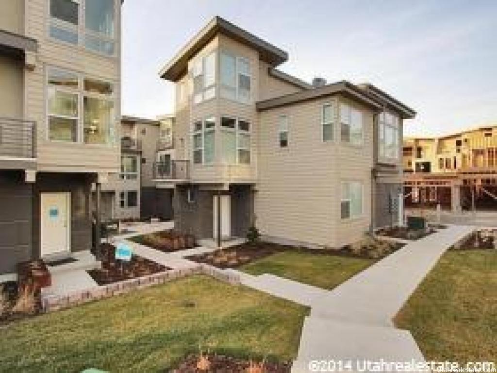 1012 W ROOFTOP DR Unit 901, Midvale UT 84047