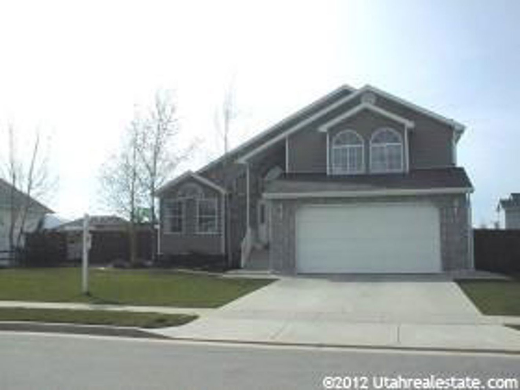 556 E 1150 S, Kaysville, UT 84037