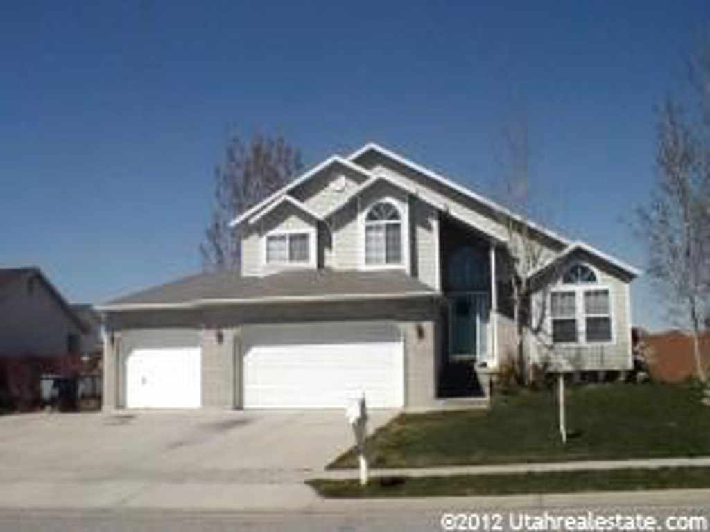667 E 1250 S, Kaysville, UT 84037