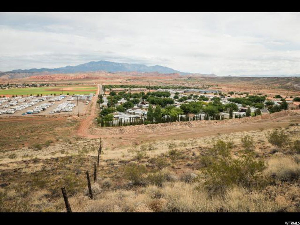 1150 E Desert Dr N, Washington, UT 84780