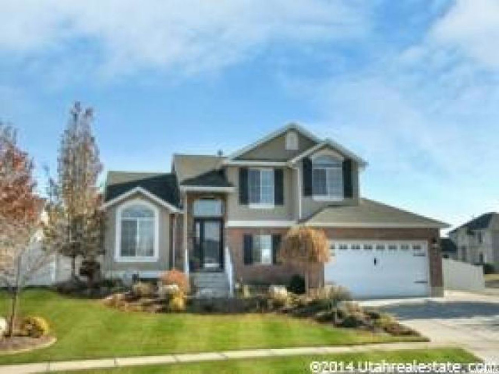 2191 S 650 E, Clearfield, UT 84015