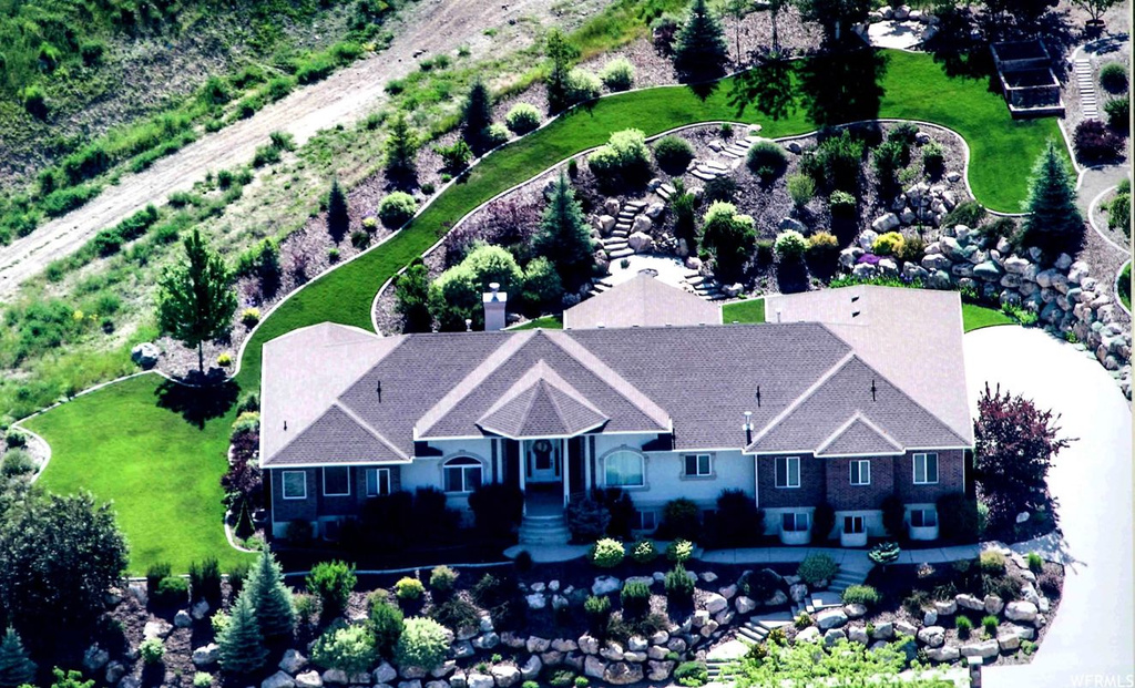 130 S Sherwood Dr E, Providence, UT 84332