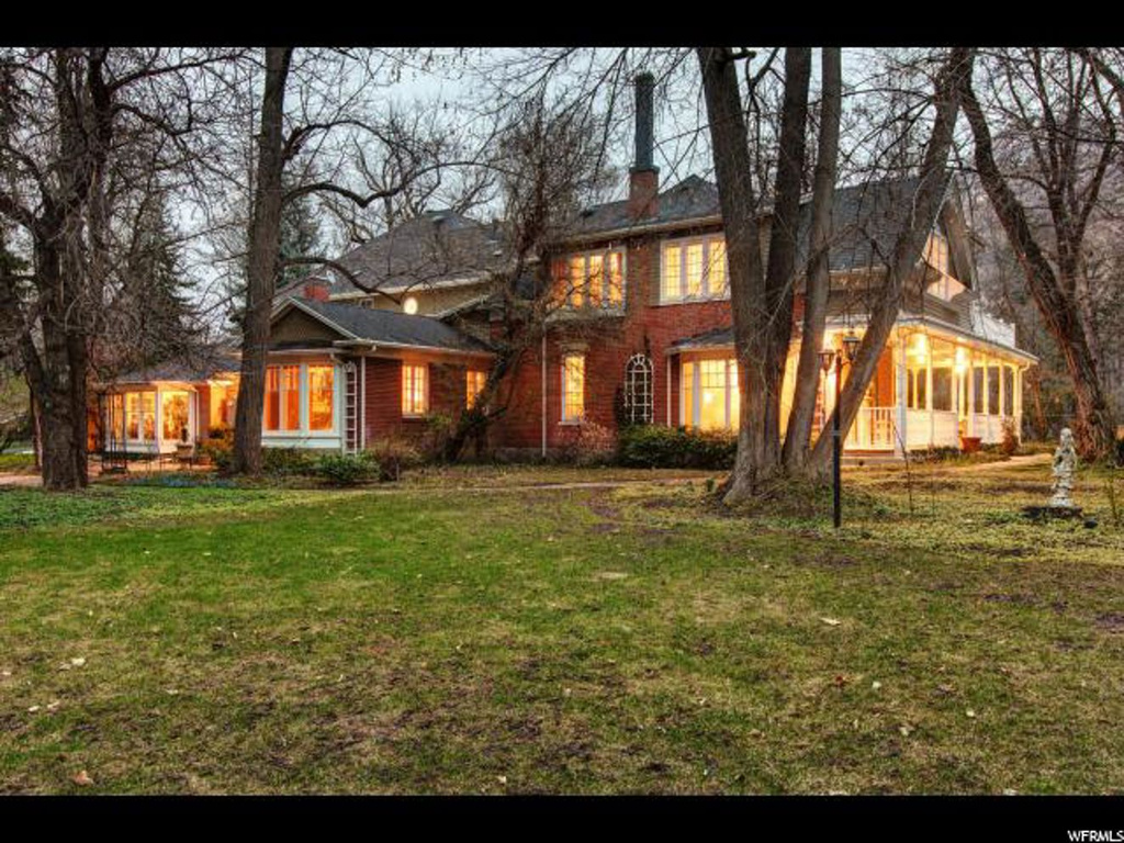 2293 E Walker Ln, Holladay, UT 84117