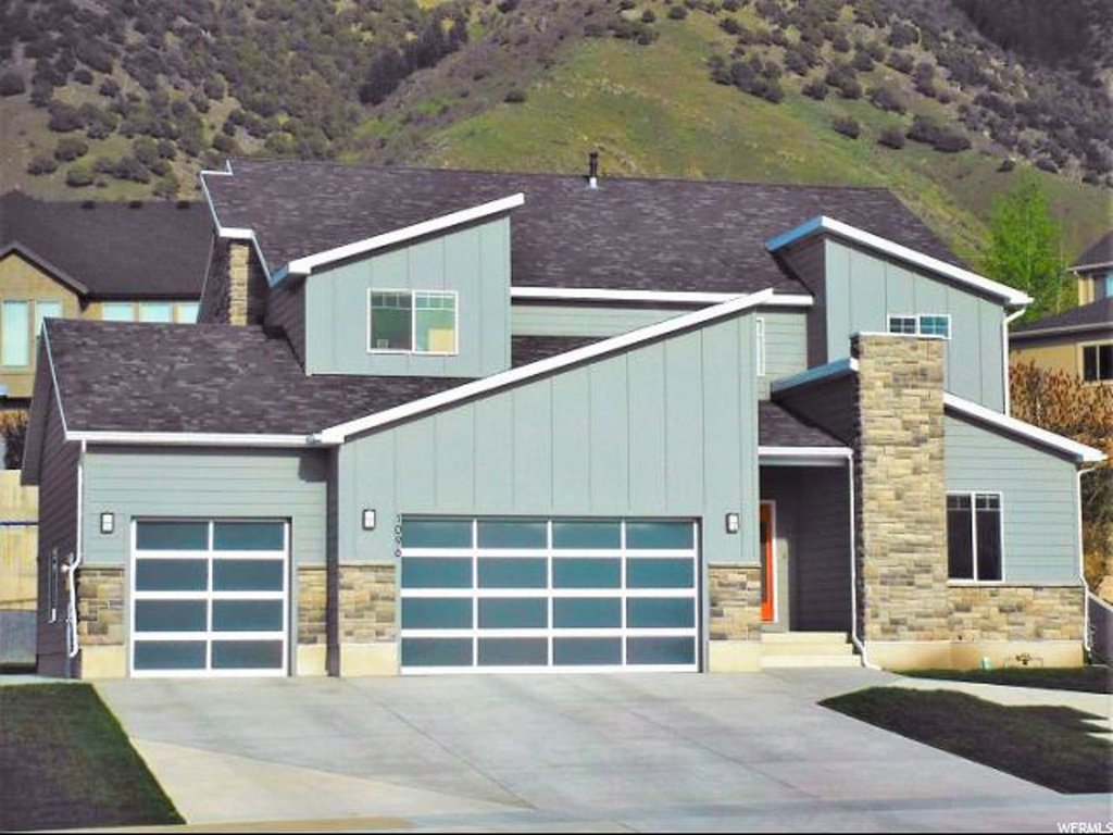 1096 S Forgotten Ln, Providence, UT 84332