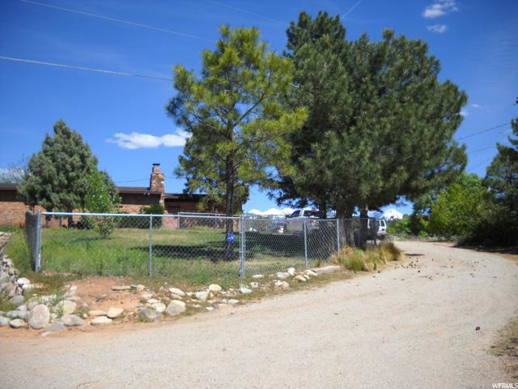 2740 Mitch Williams Rd, Moab, UT 84532