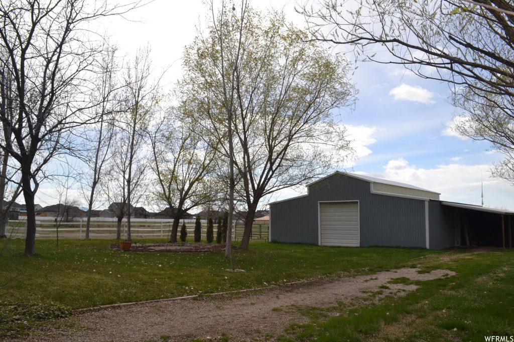5573 S 4300 W, Hooper, UT 84315