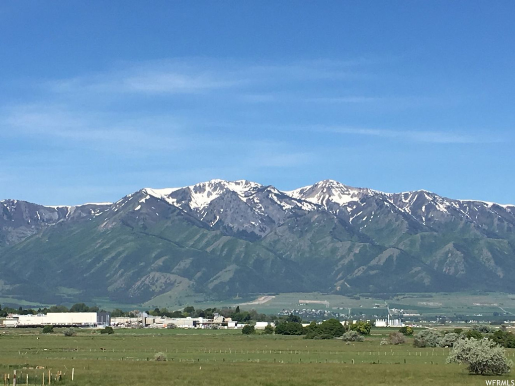 625 N 600 E #1, Hyrum, UT 84319