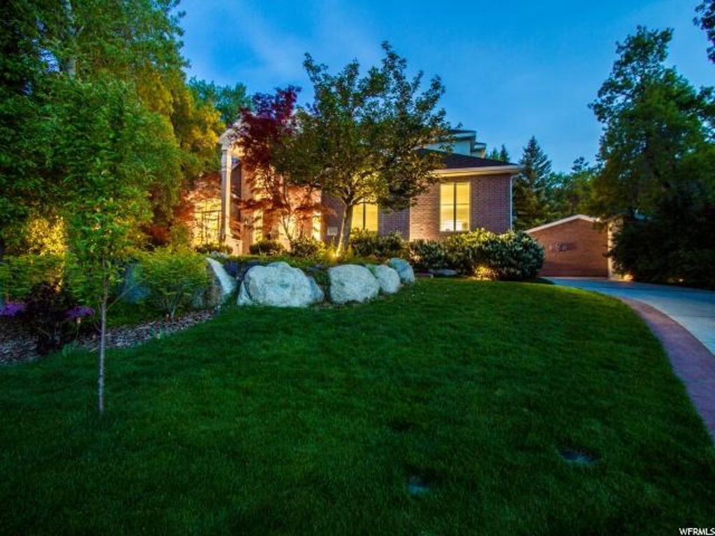 3056 E Cobble Stream Cir, Sandy, UT 84093