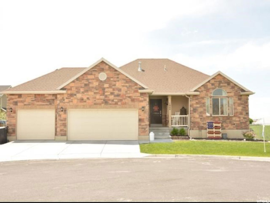1044 S 1775 W, Syracuse, UT 84075