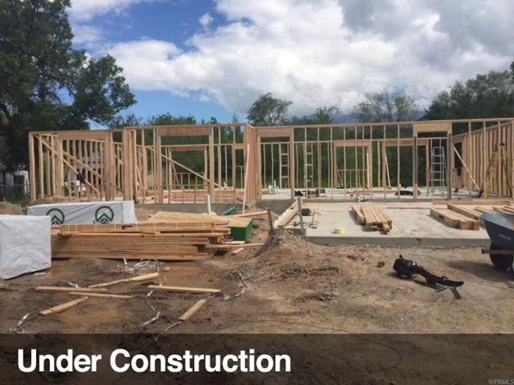 552 E 100 S, Ogden, UT 84404