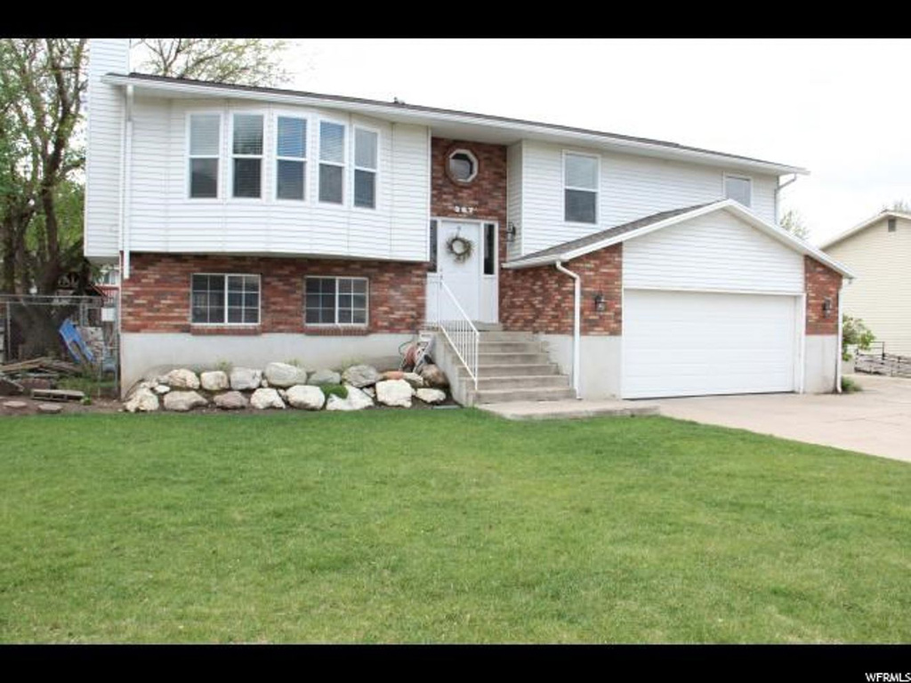 367 W 1200 N, Centerville, UT 84014