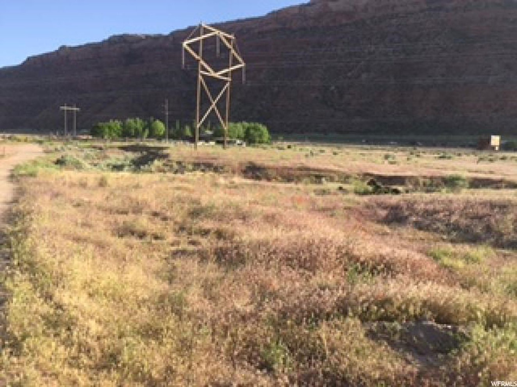 Tangren, Moab, UT 84532