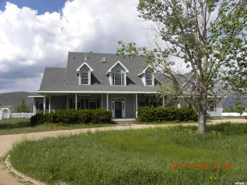 2177 S Daniels Rd, Daniel, UT 84032