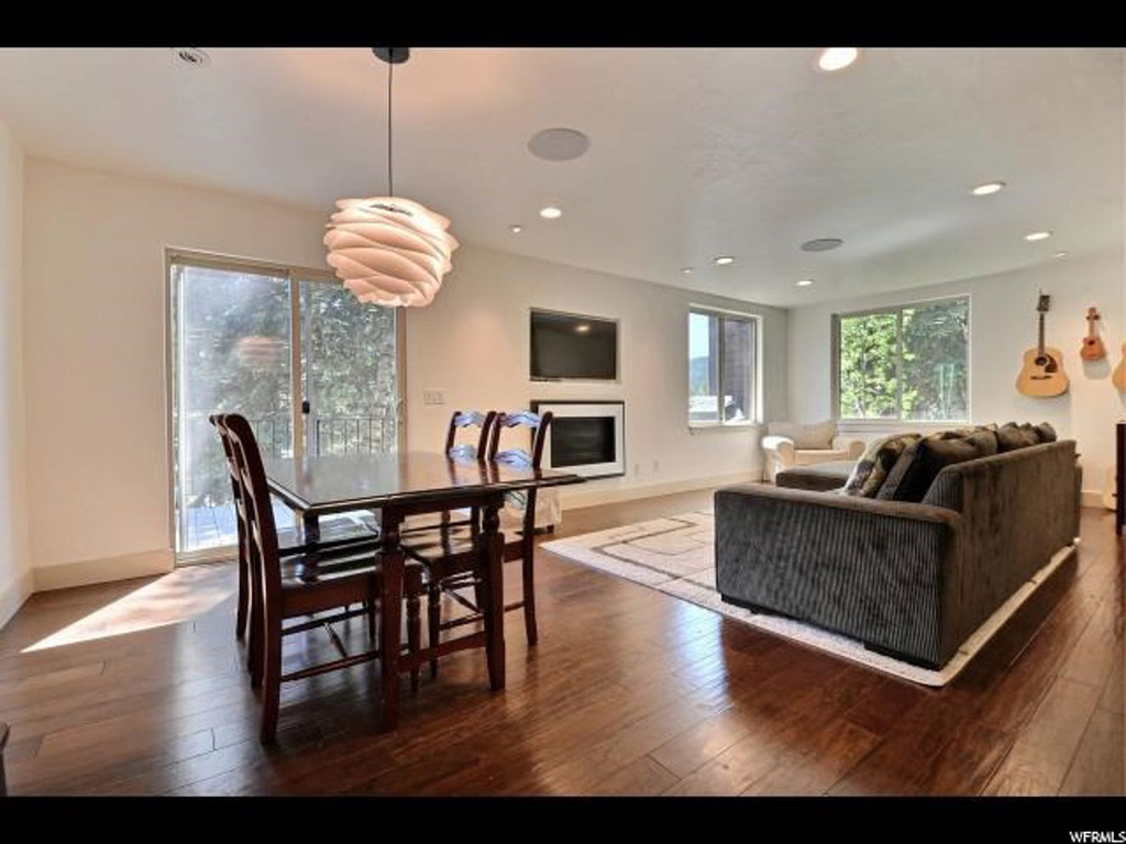 500 Crestview Dr, Park City, UT 84098